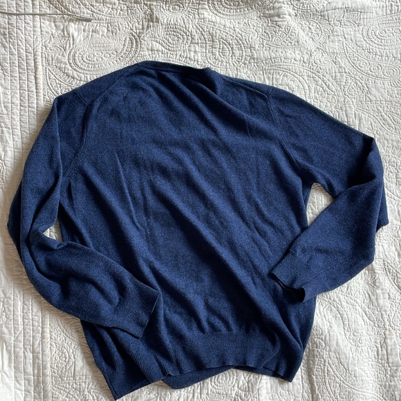 Mantovani Studio 100% Italian cashmere v neck sweater men’s large - Picture 6 of 7